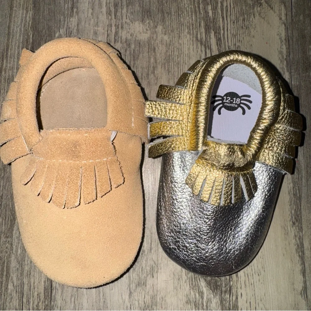 ☀️6/$20☀️ Tan Suede Kids Moccasins